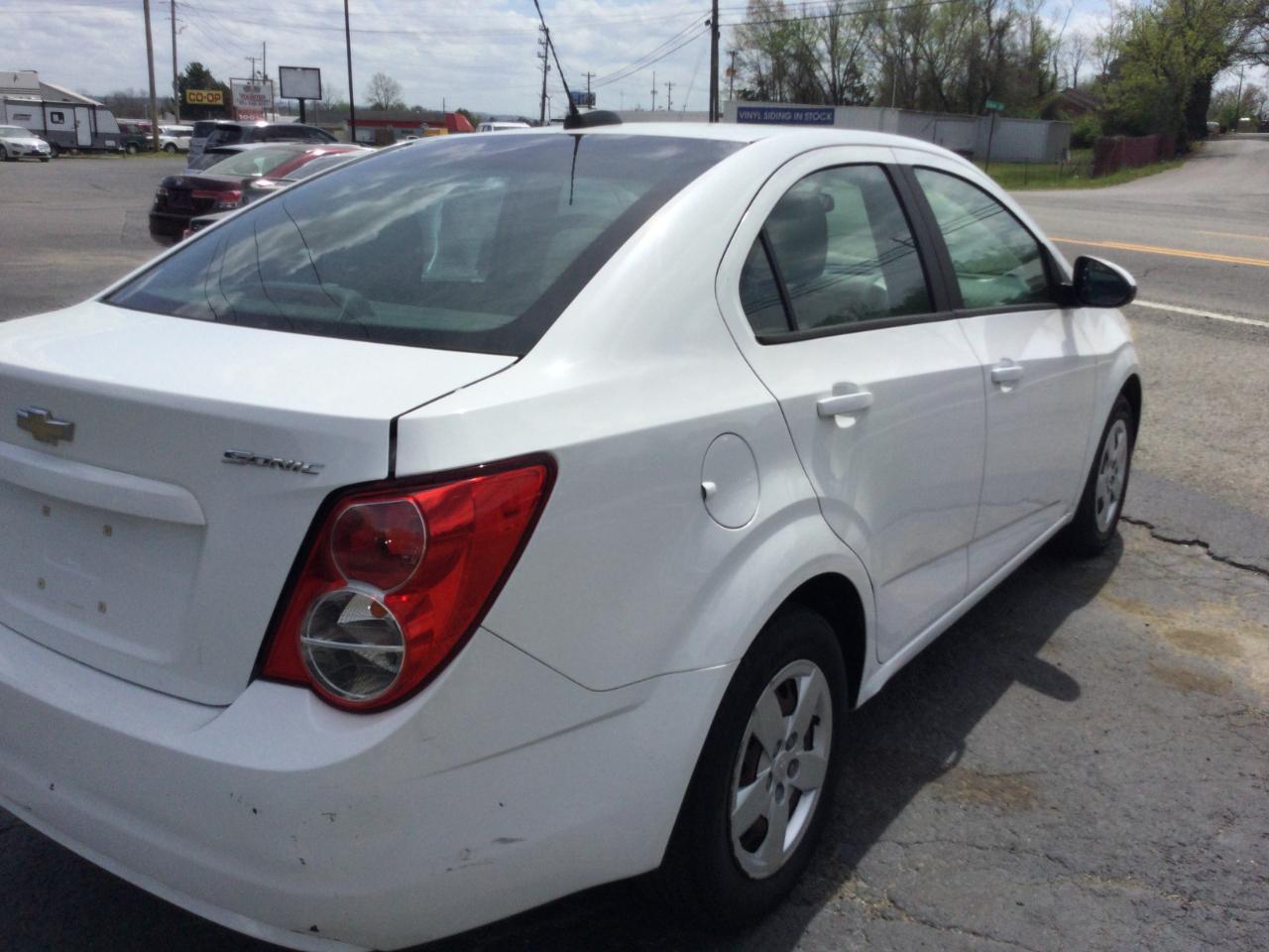 Chevrolet Sonic 4dr Sdn Auto LS 2015