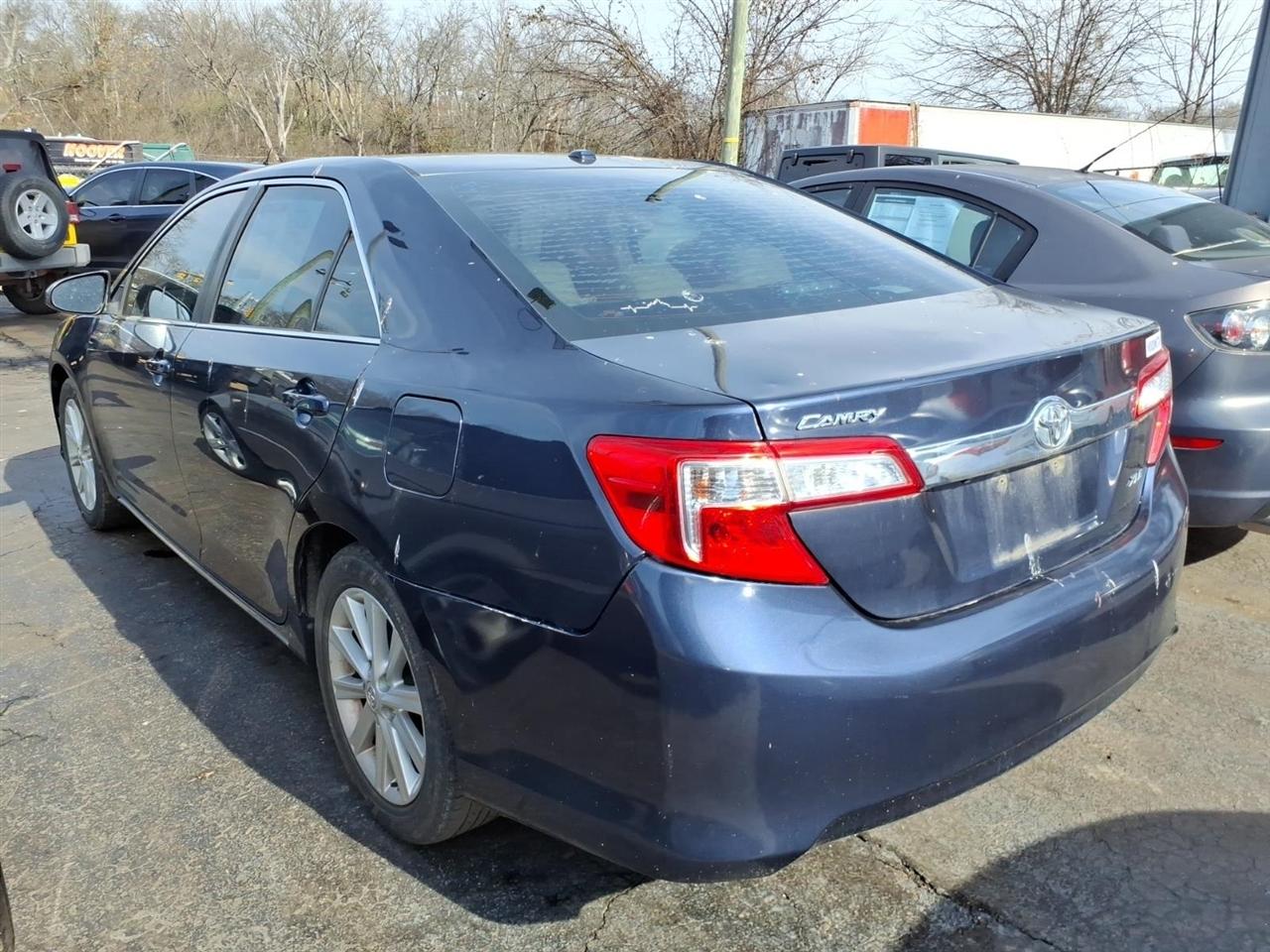 Toyota Camry  2014