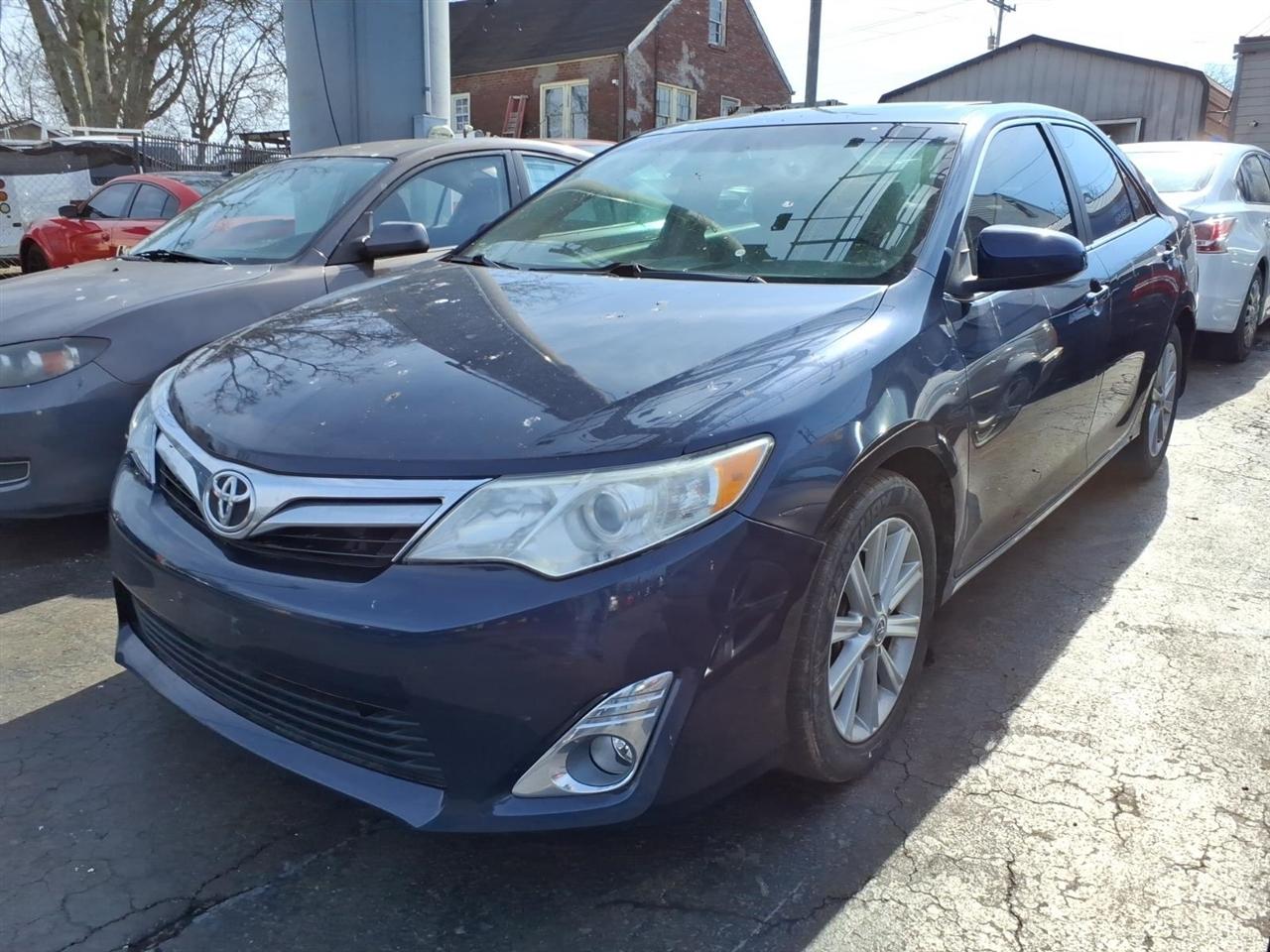 Toyota Camry  2014