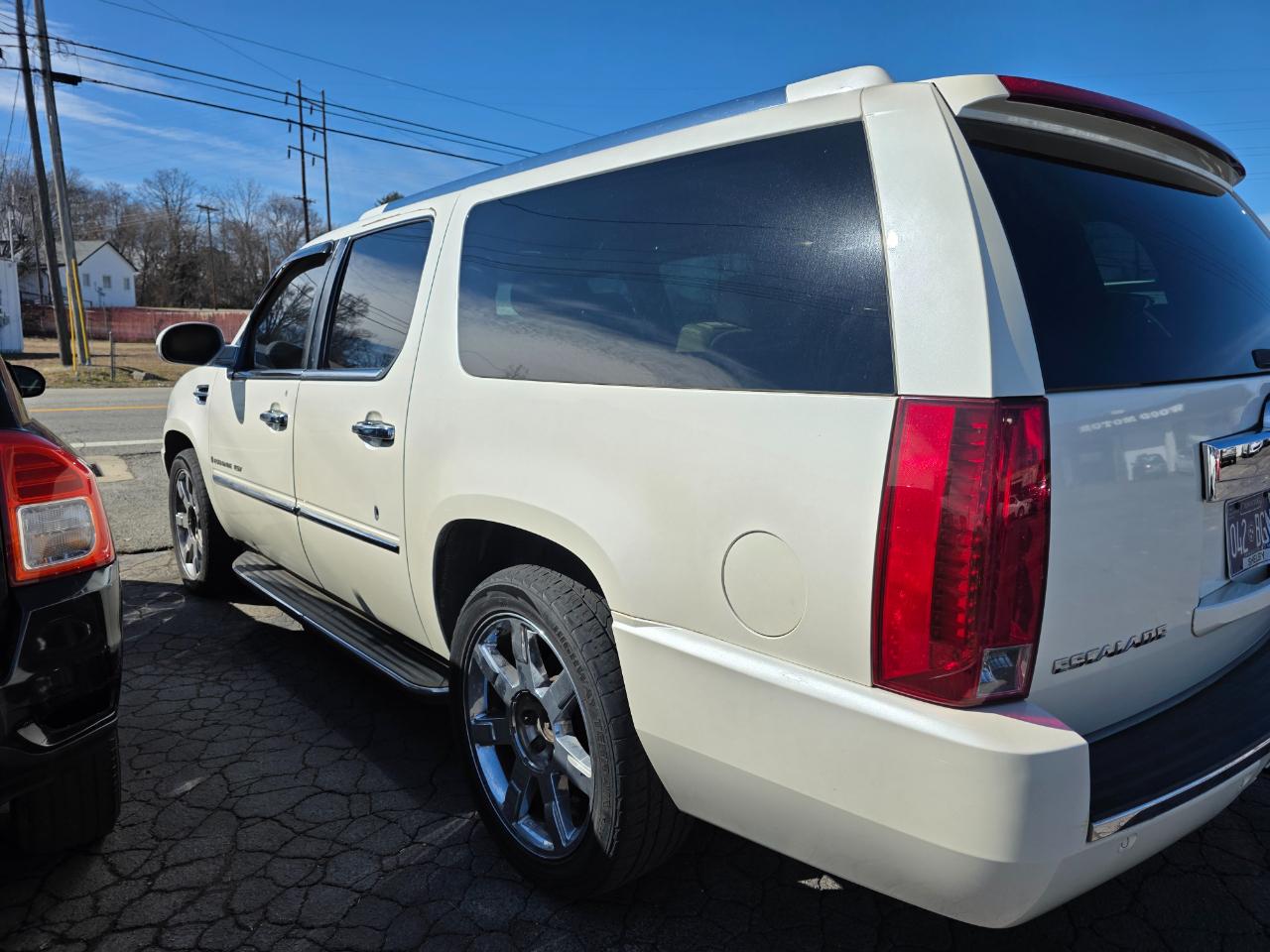 Cadillac Escalade ESV AWD 4dr 2007