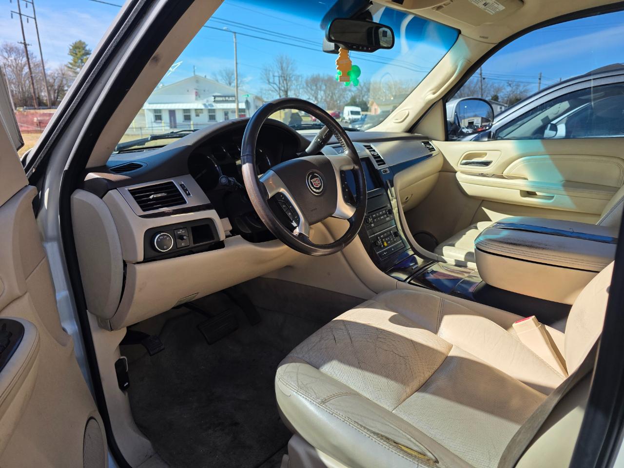 Cadillac Escalade ESV AWD 4dr 2007