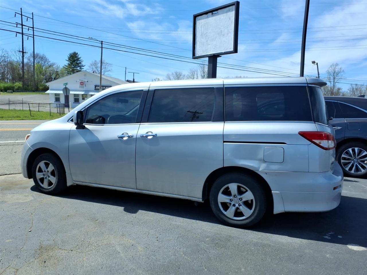 Nissan Quest  2015