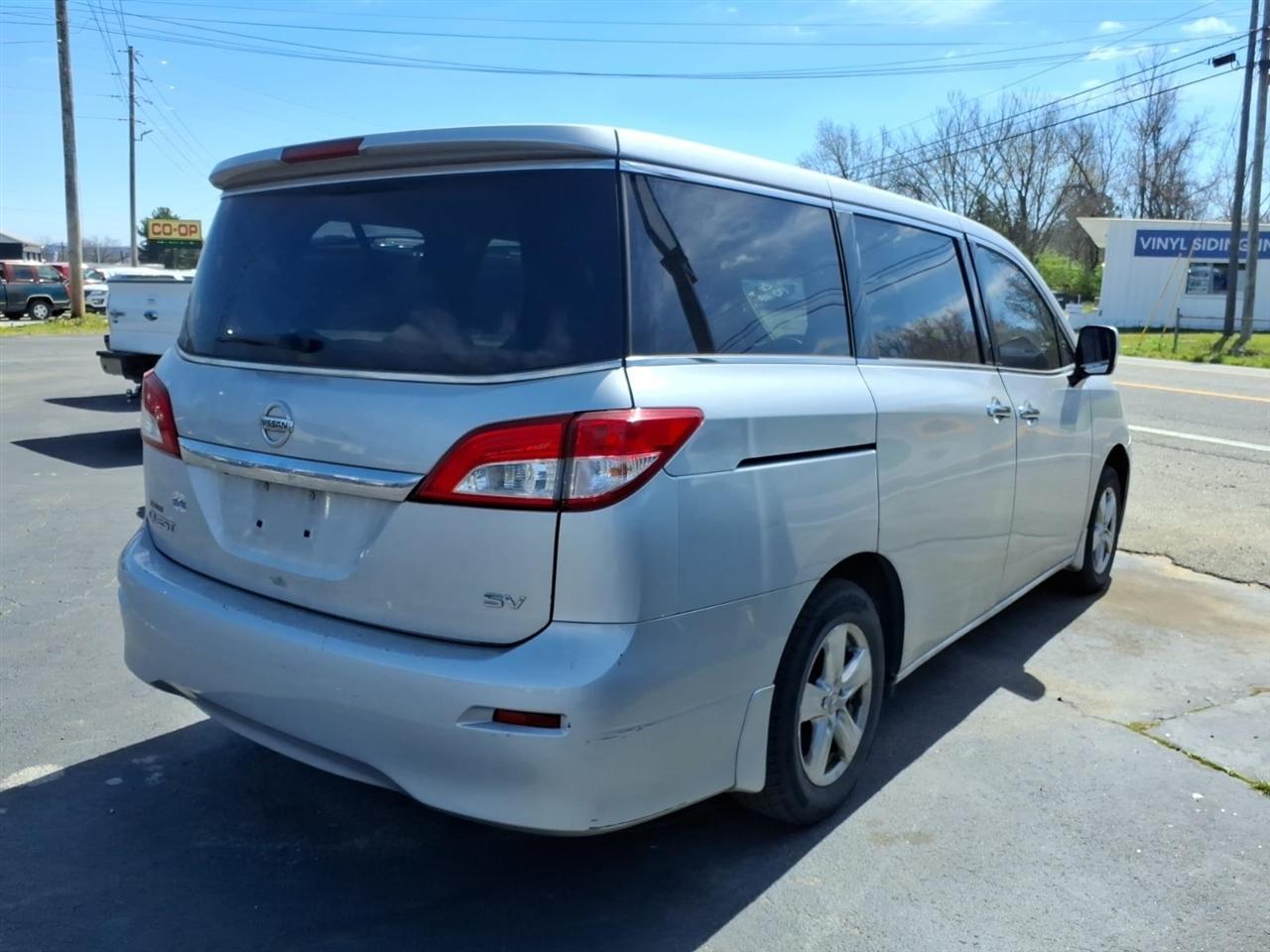 Nissan Quest  2015