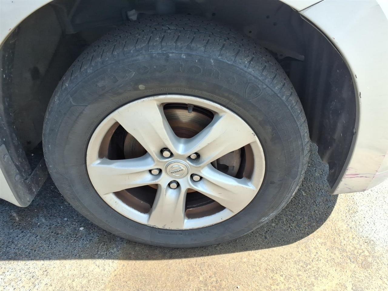 Nissan Quest  2015