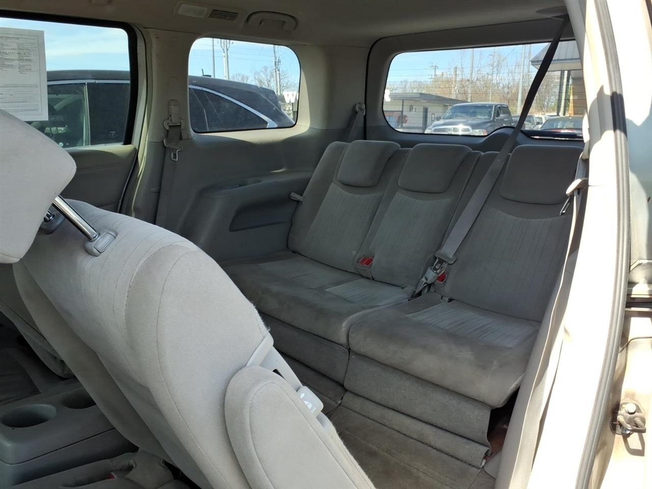 Nissan Quest  2015