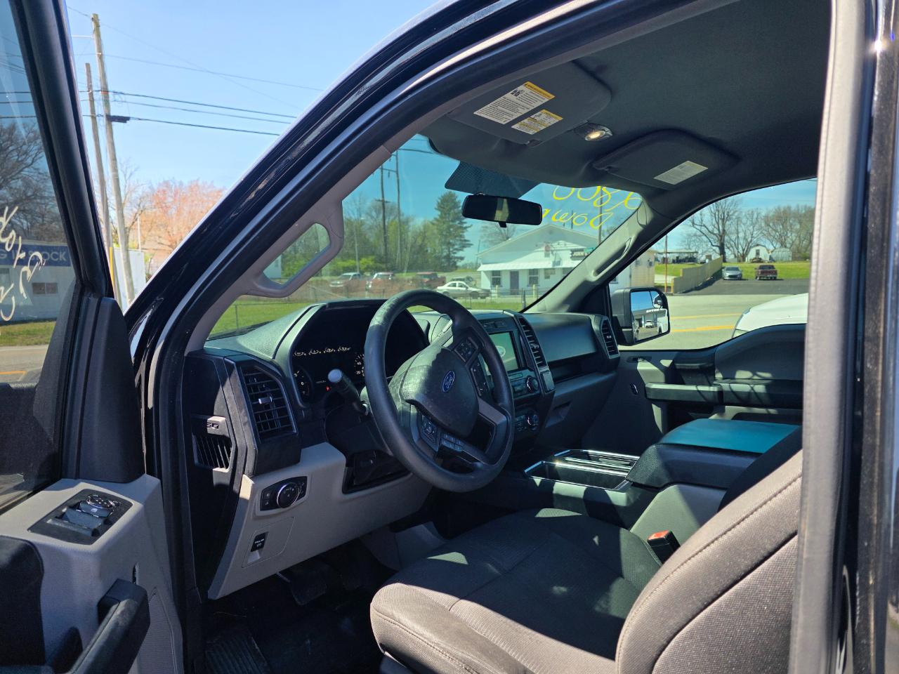 Ford F-150 Lariat 2WD SuperCrew 5.5' Box 2018