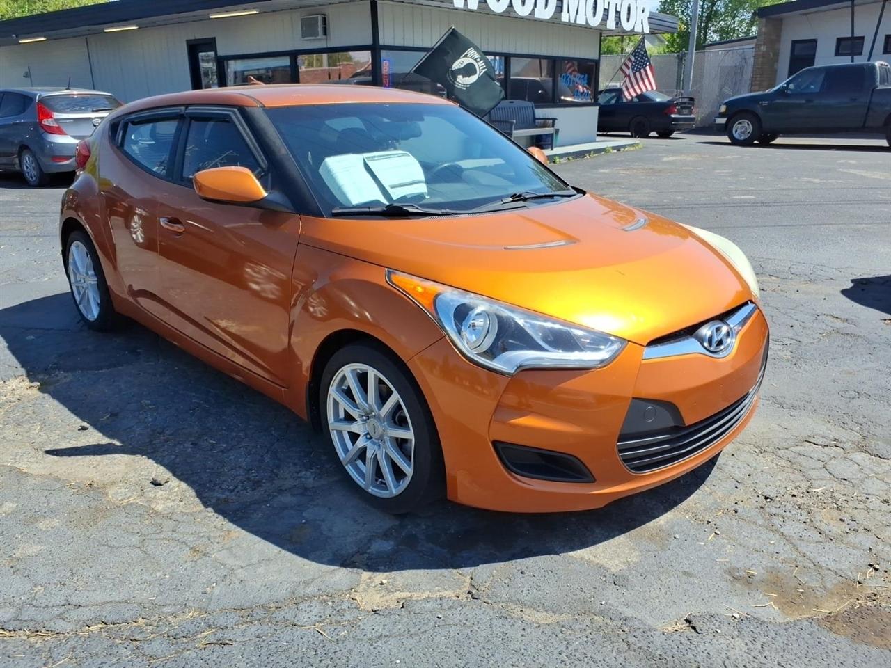 Hyundai Veloster  2013