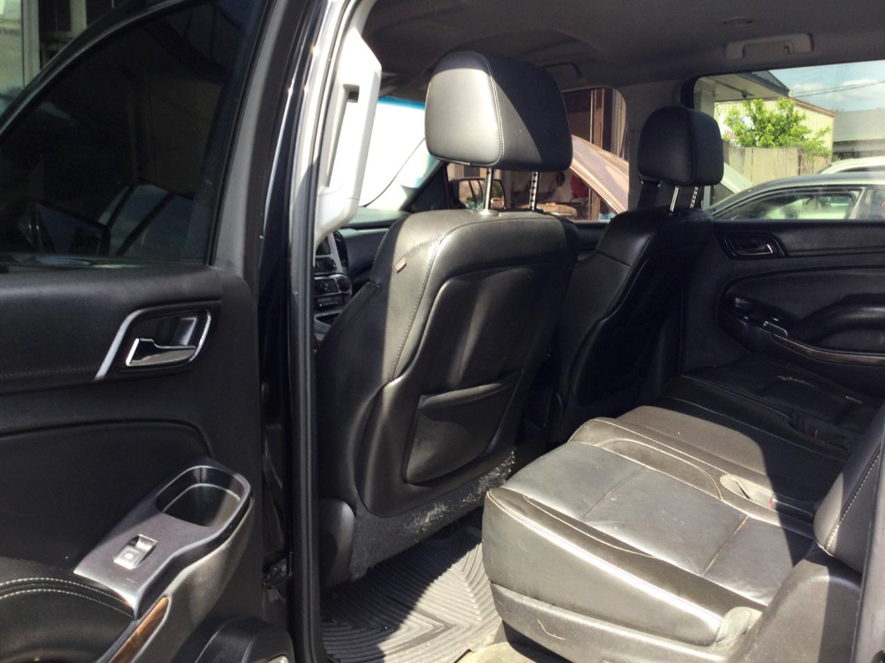 Chevrolet Suburban 2WD 4dr LT 2015
