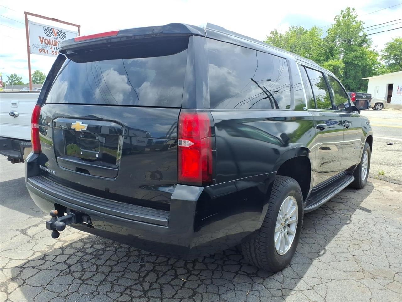 Chevrolet Suburban  2015