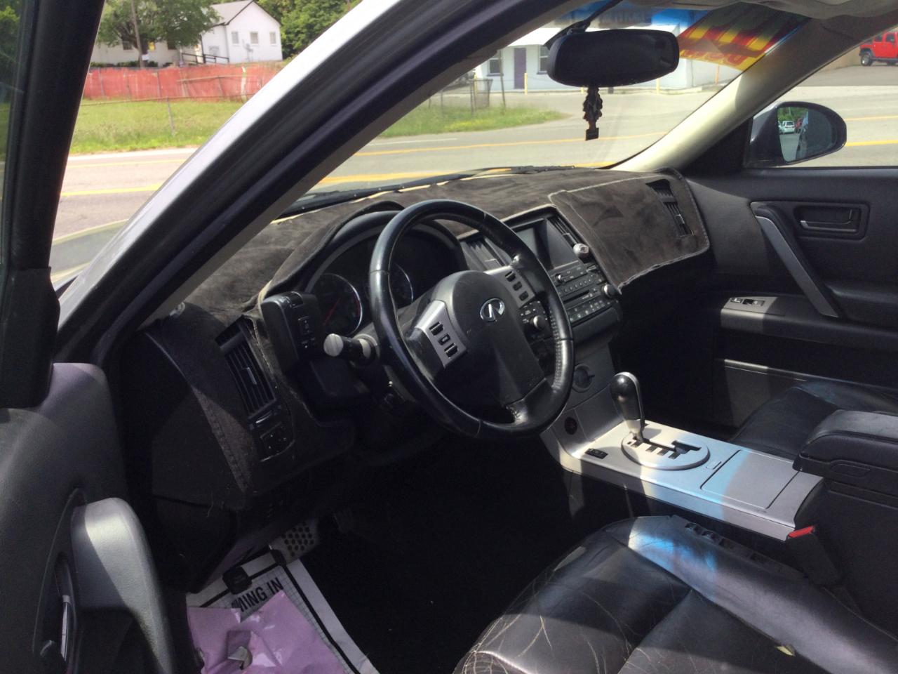 Infiniti FX35  2004