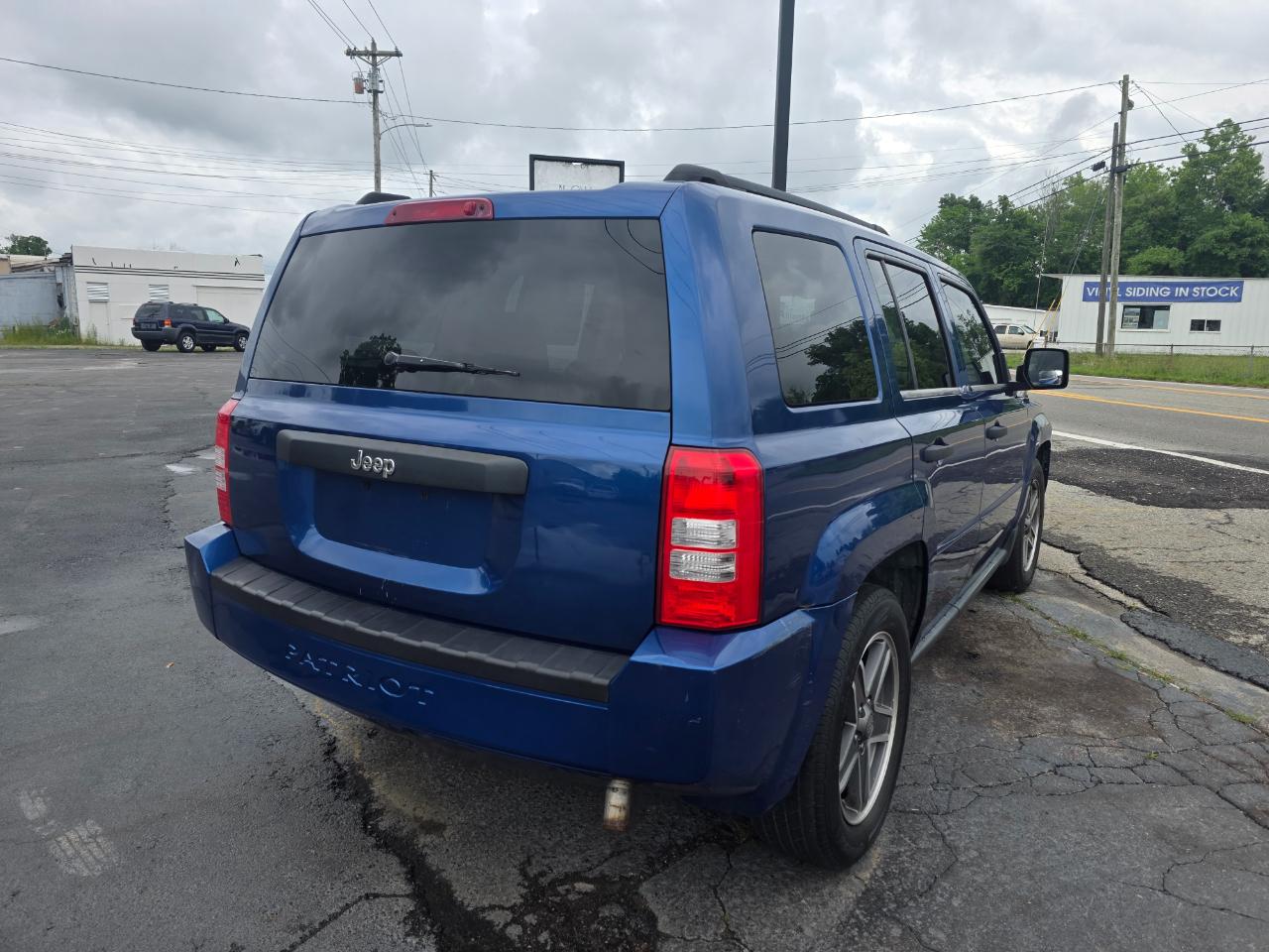 Jeep Patriot FWD 4dr Sport 2009