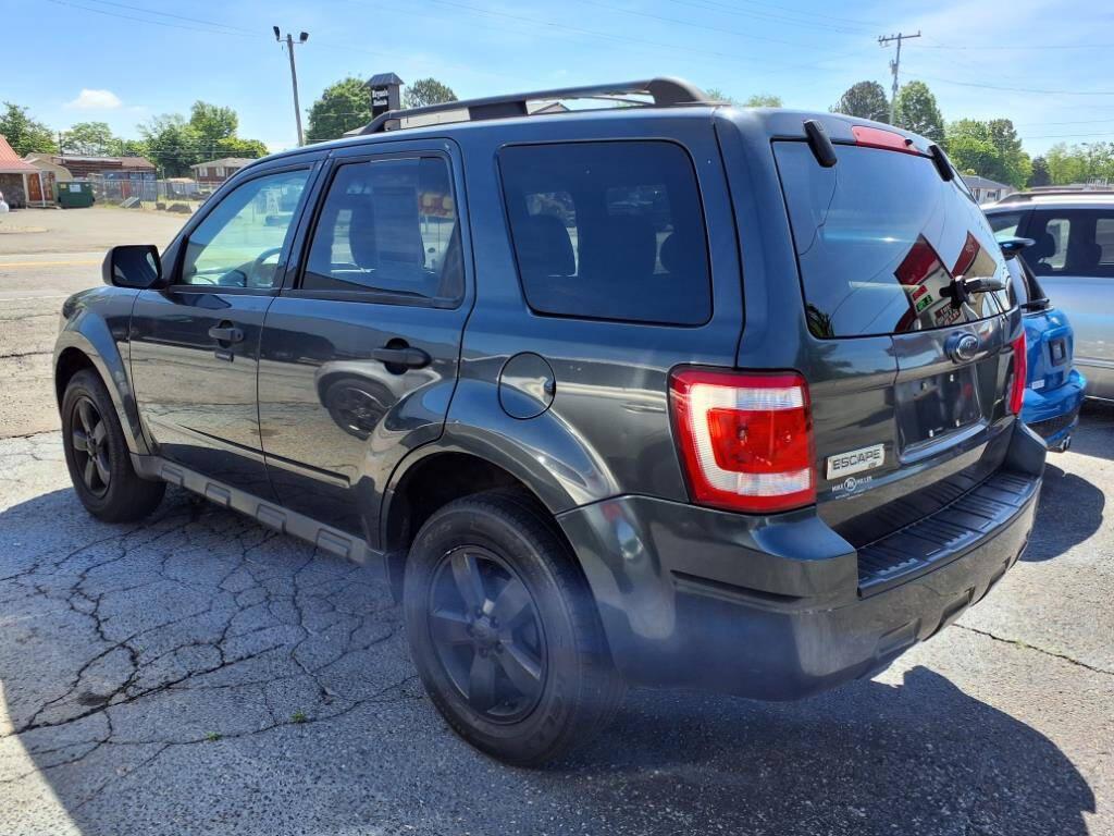 Ford Escape  2009