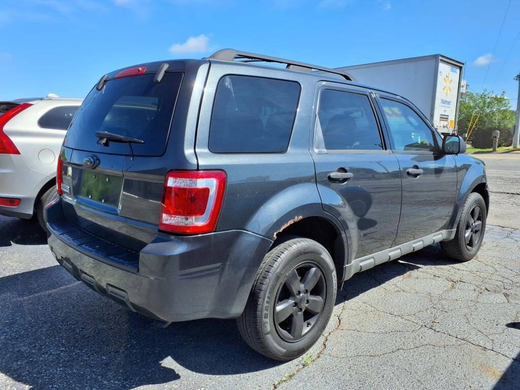 Ford Escape  2009