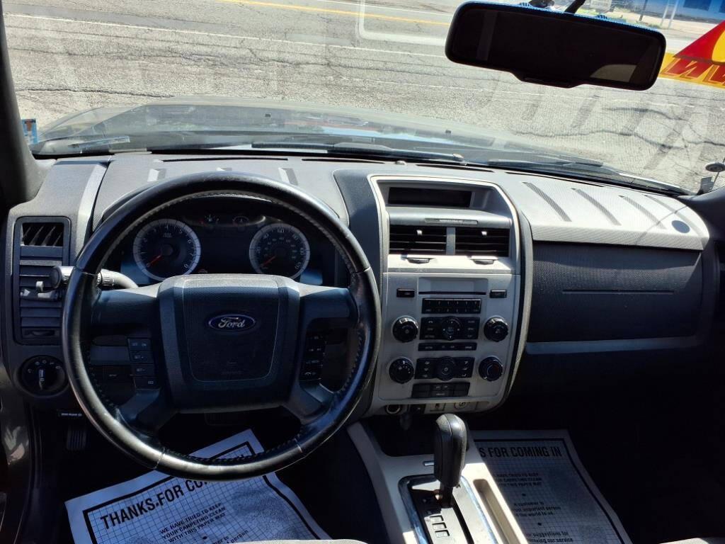 Ford Escape  2009