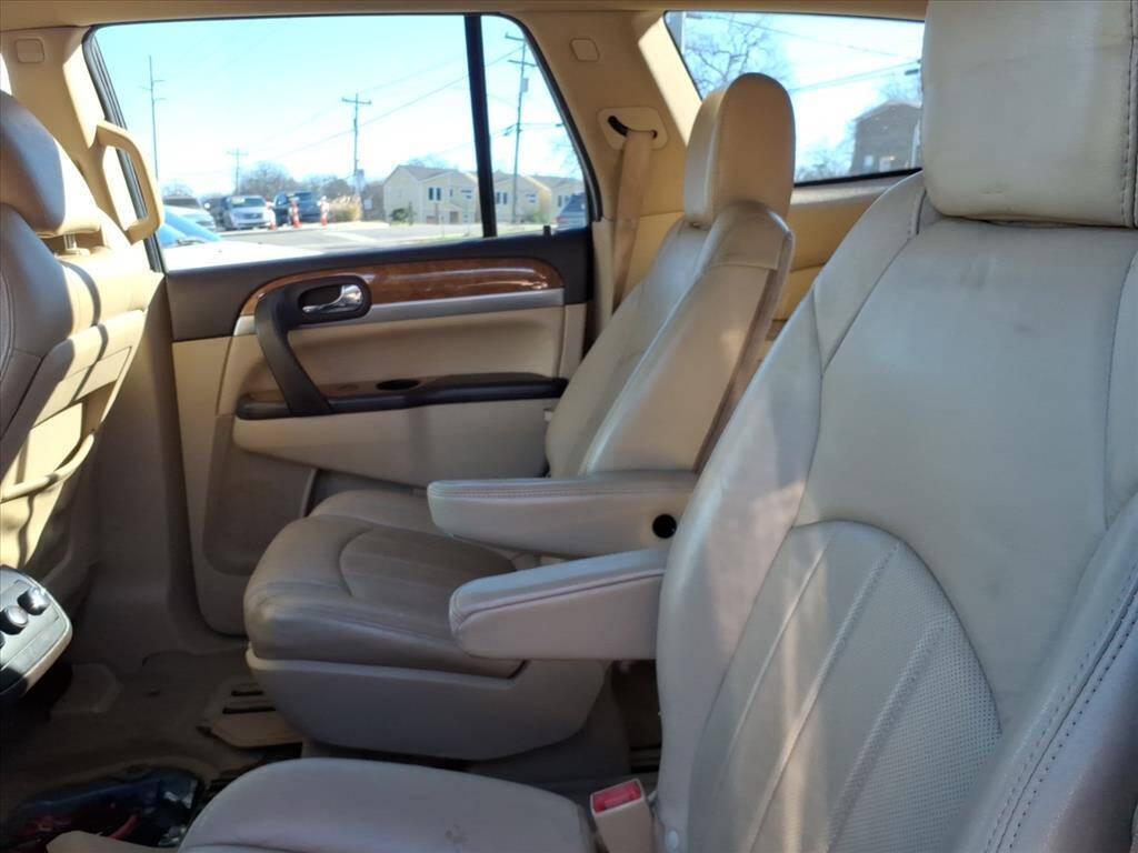 Buick Enclave  2012