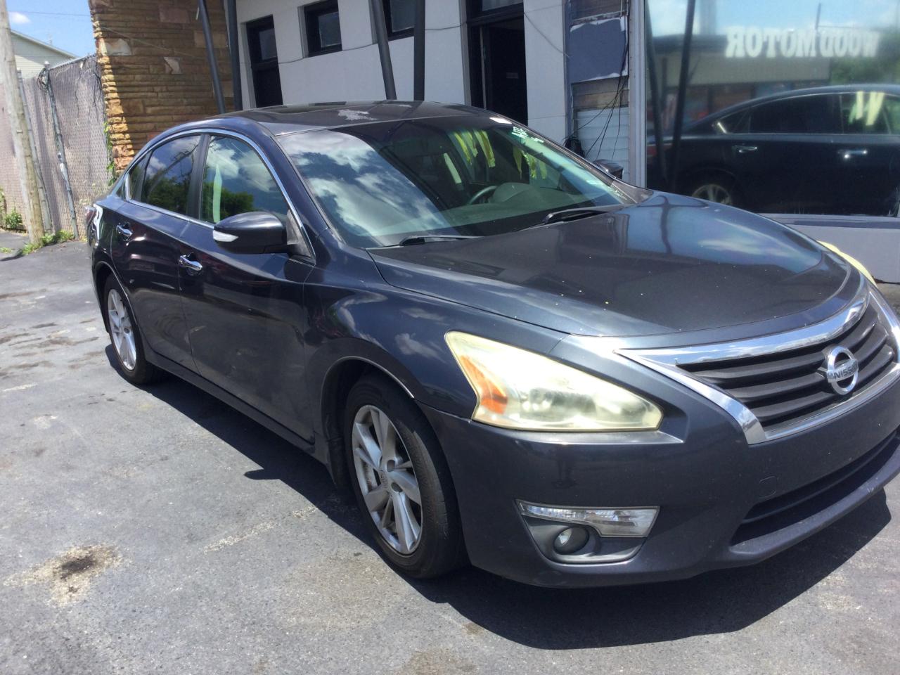 Nissan Altima  2014