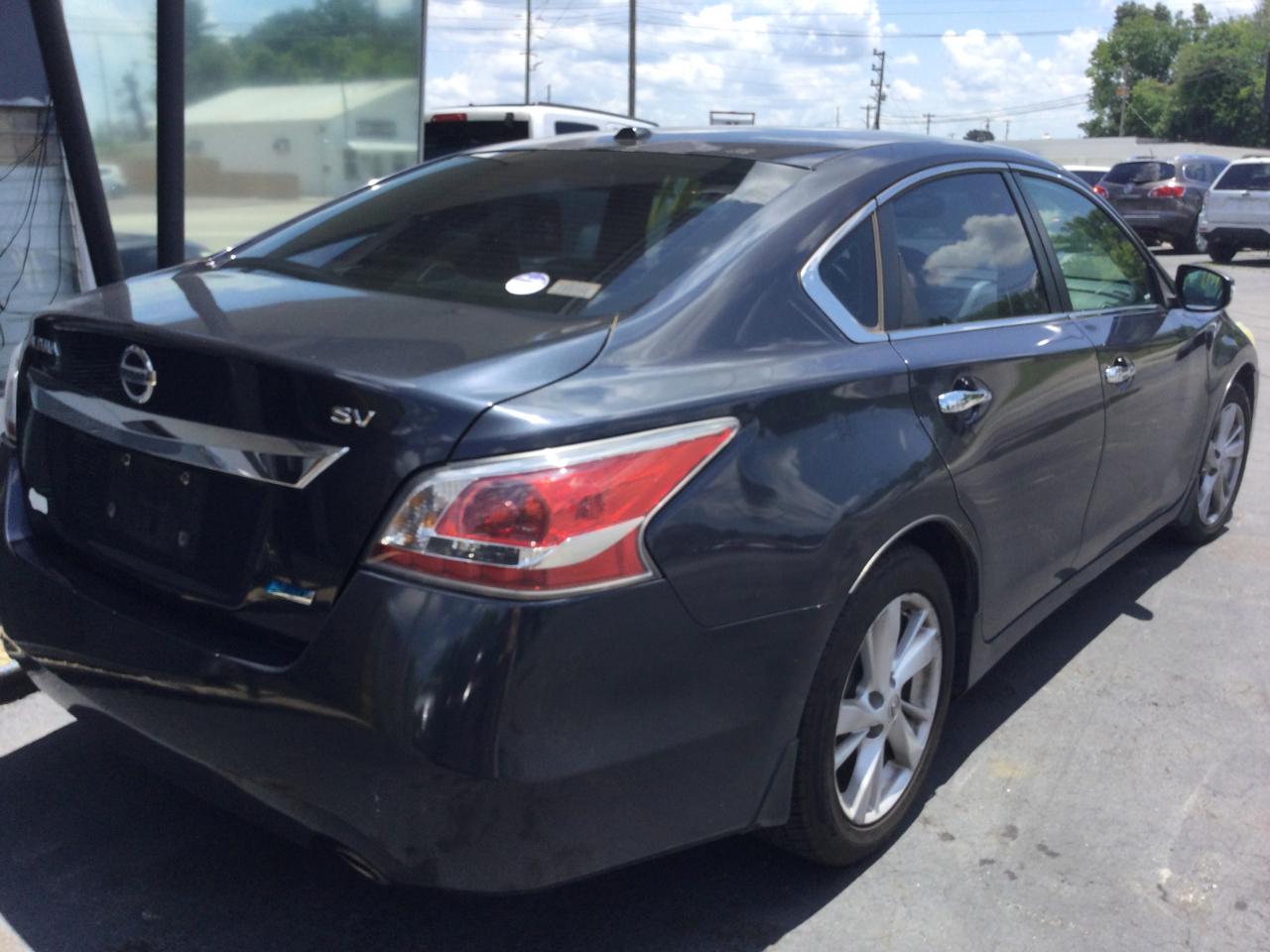 Nissan Altima  2014