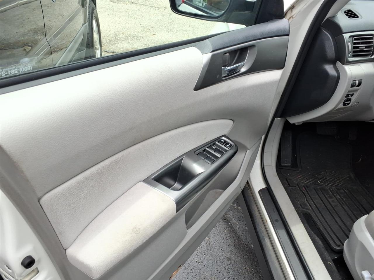 Subaru Forester  2011