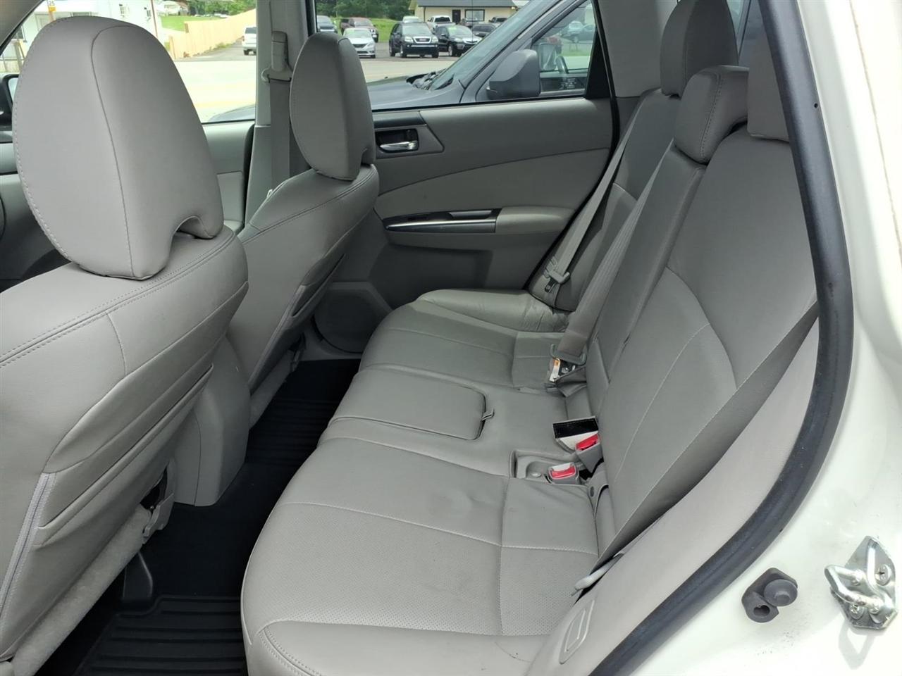 Subaru Forester  2011