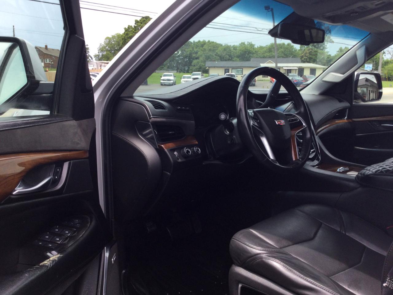 Cadillac Escalade ESV  2016