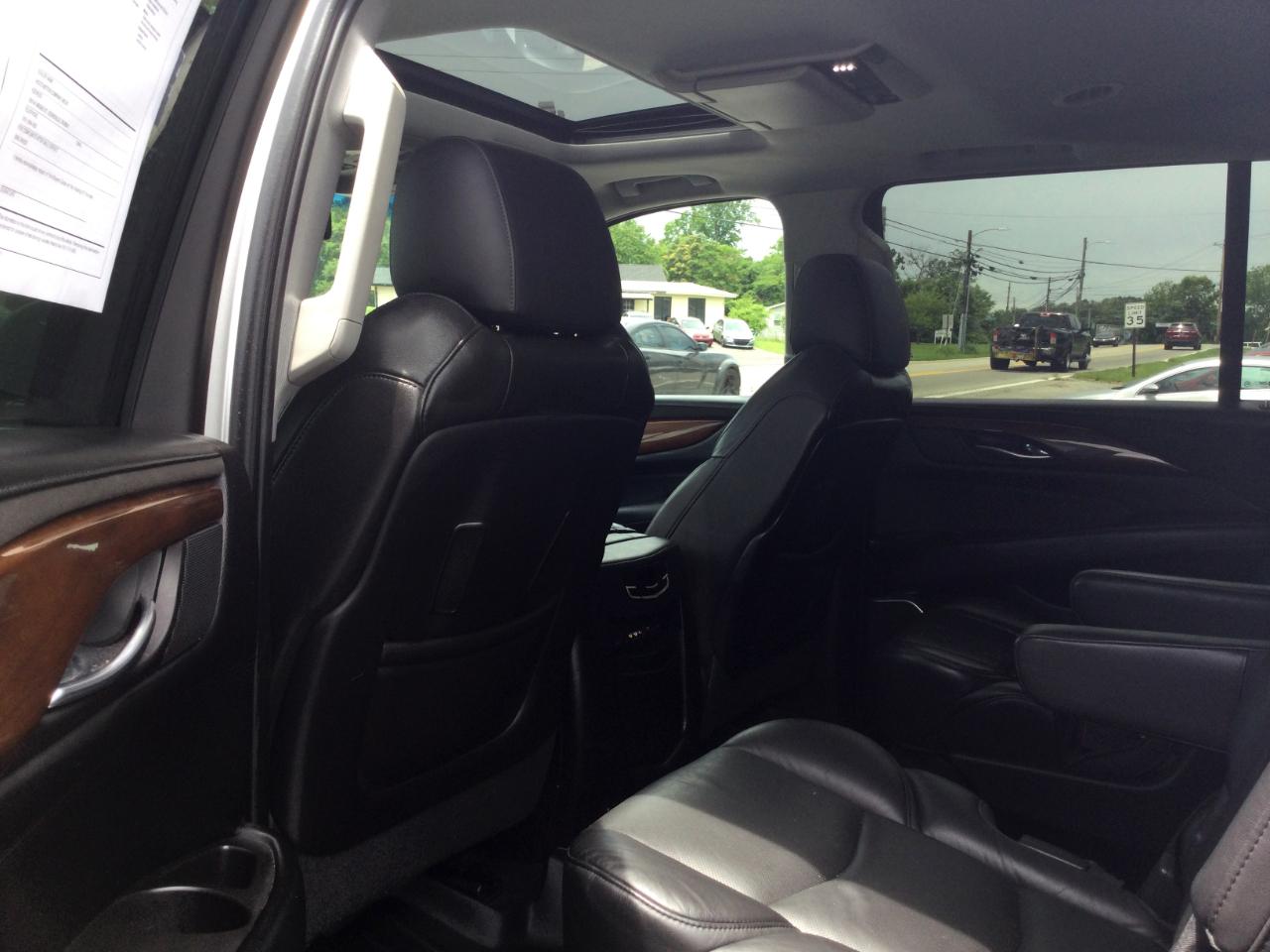 Cadillac Escalade ESV  2016