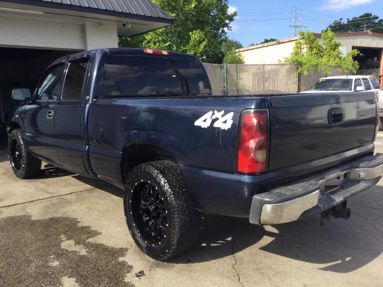 Chevrolet Silverado 1500 Ext Cab 143.5" WB 4WD Work Truck 2005