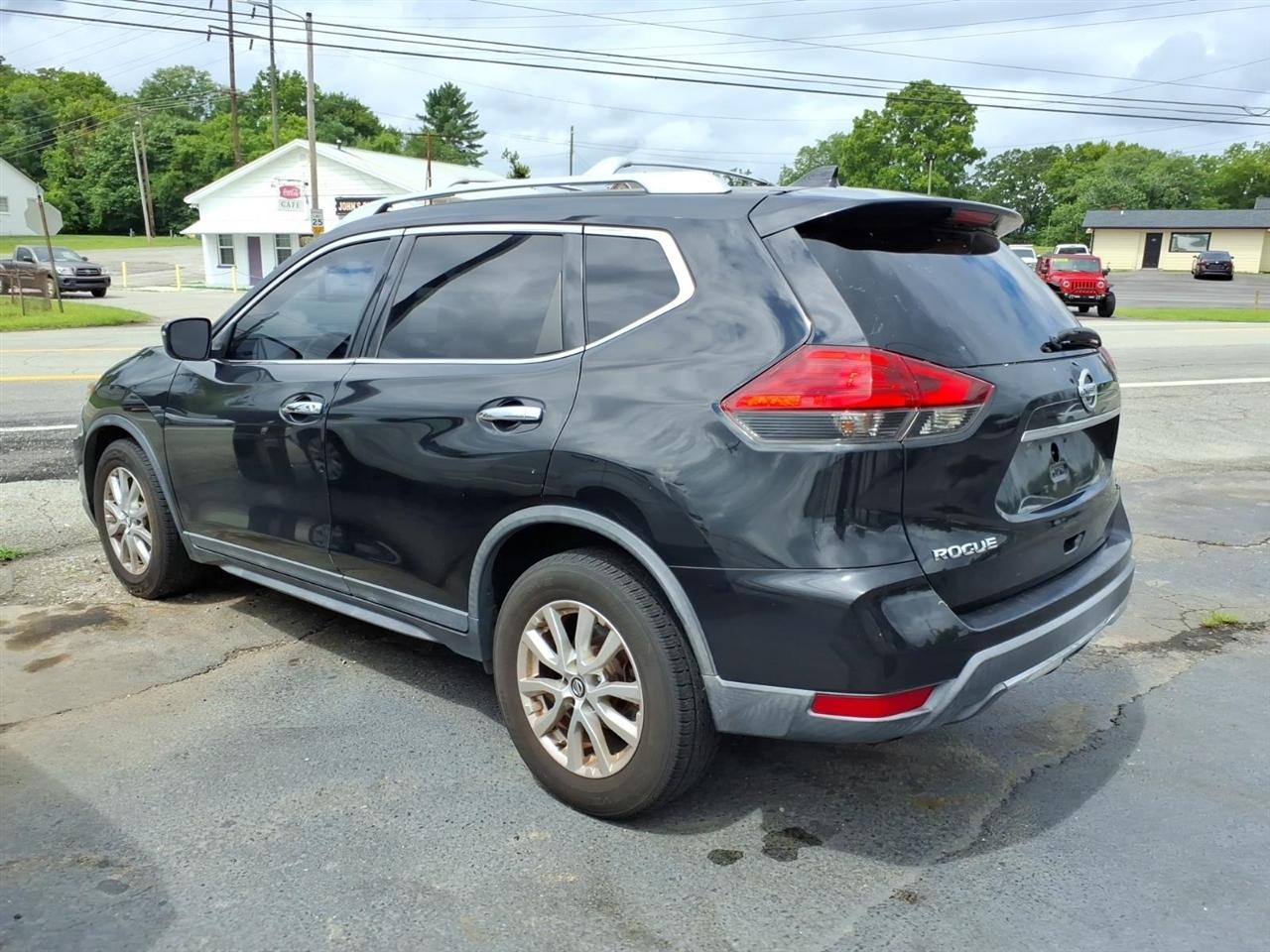 Nissan Rogue  2017
