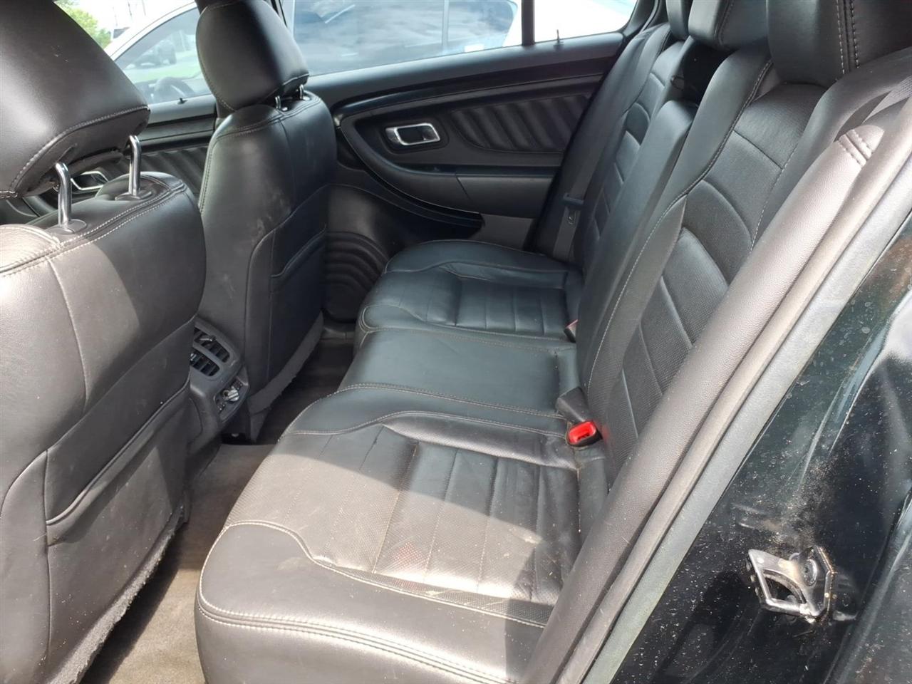 Ford Taurus  2013