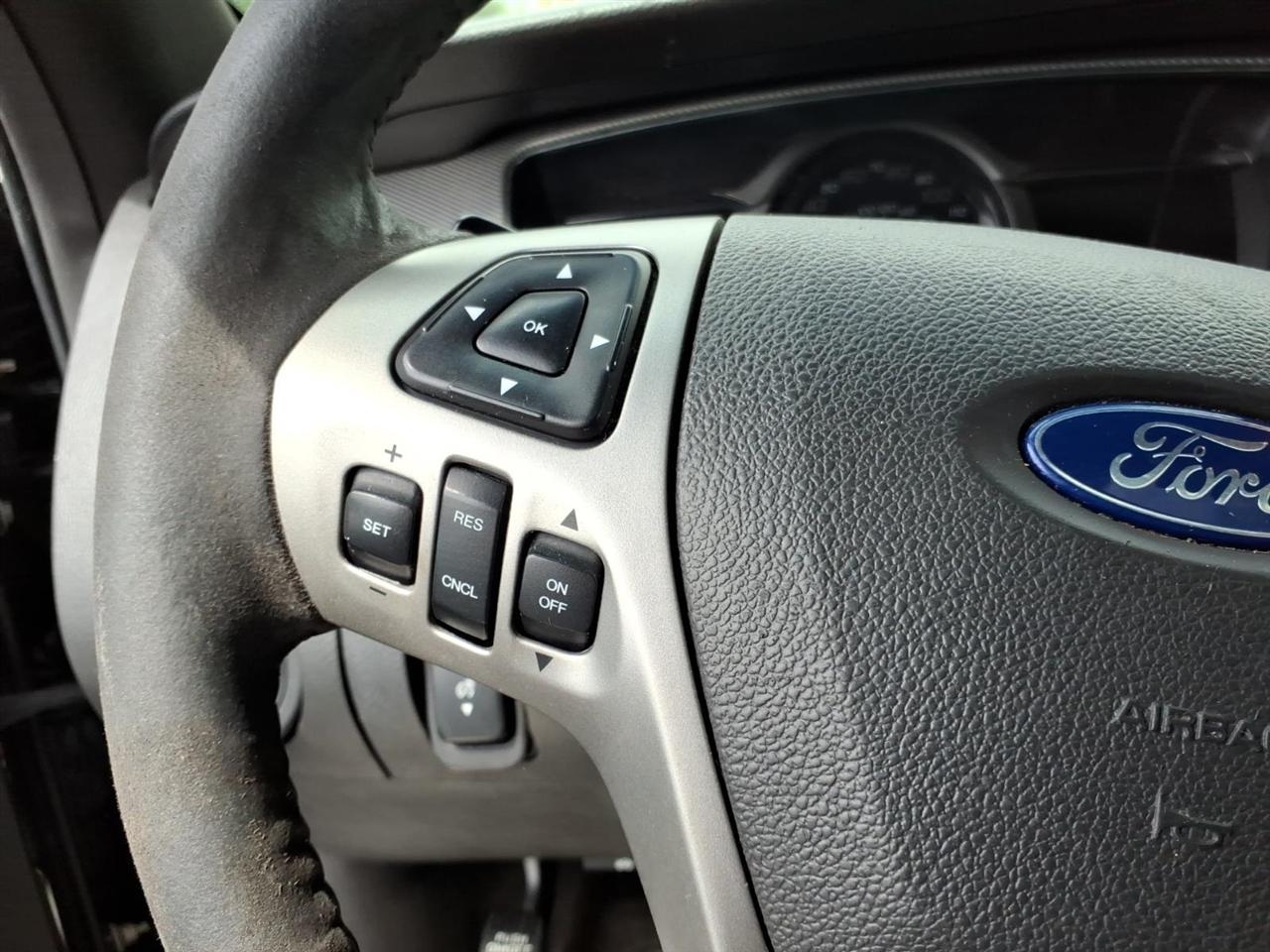 Ford Taurus  2013