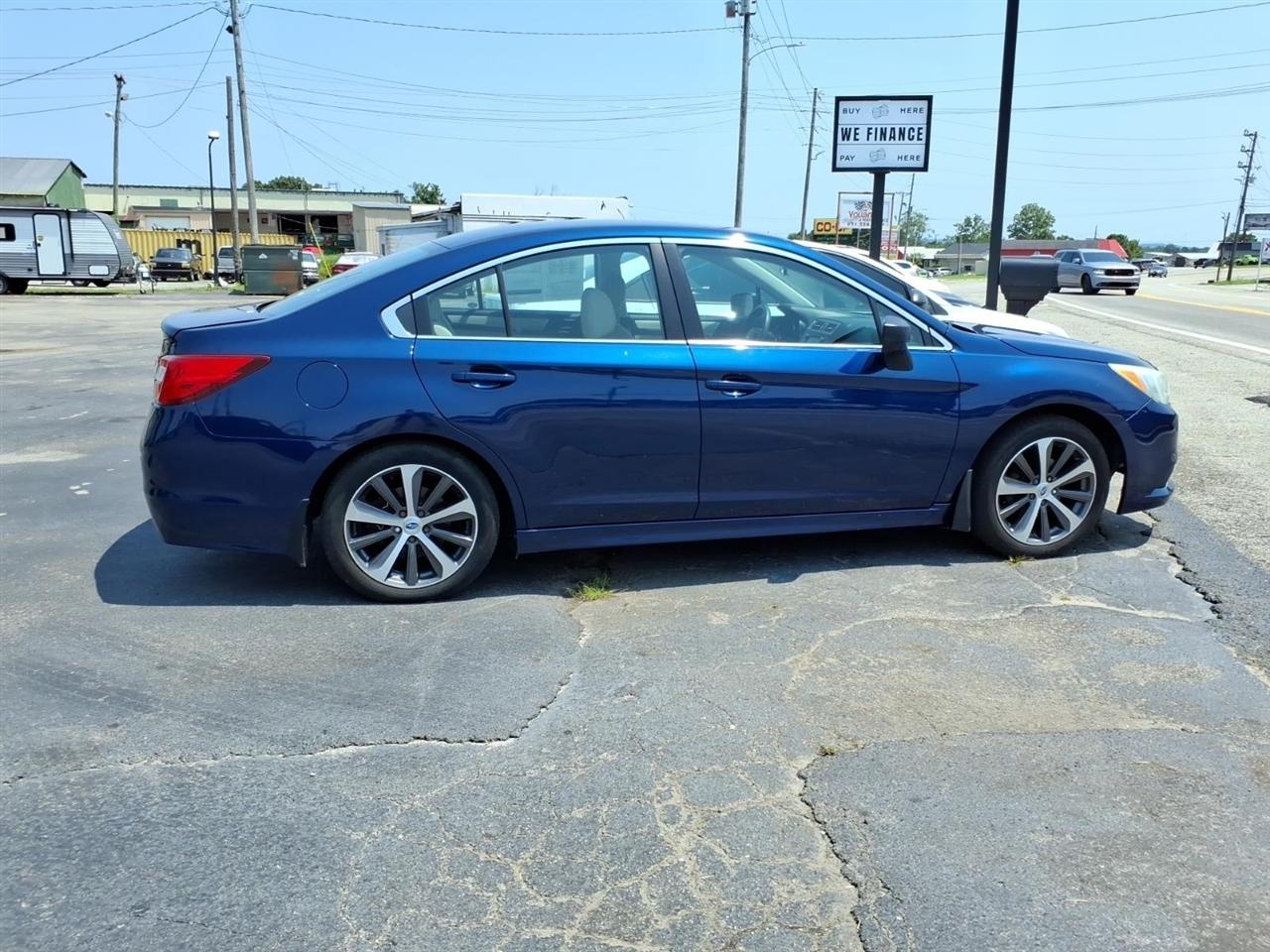 Subaru Legacy  2016