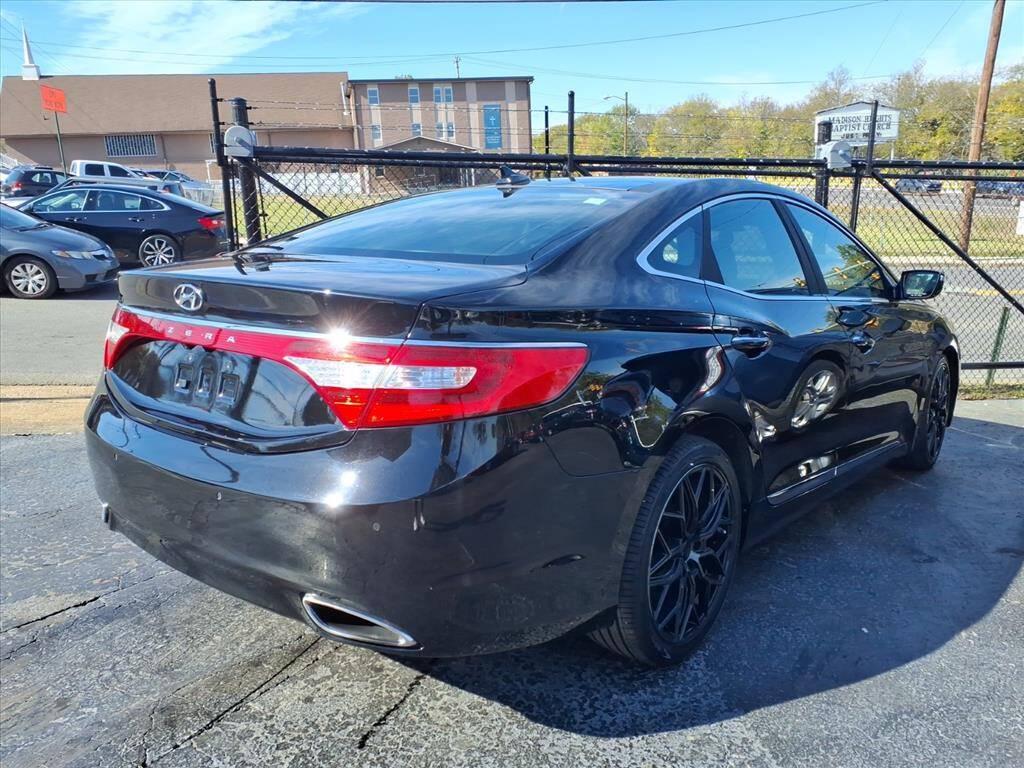 Hyundai Azera  2013