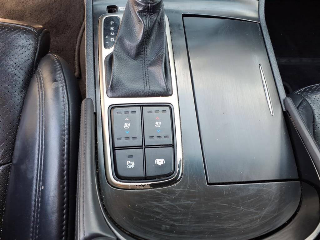 Hyundai Azera  2013