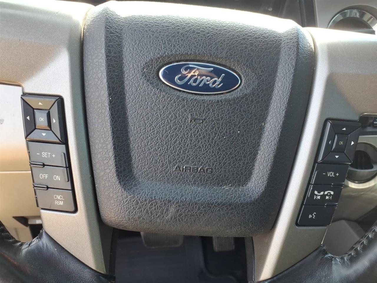 Ford Expedition  2015