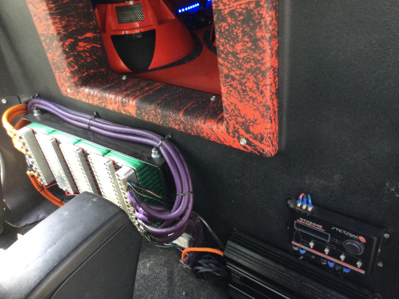Scion tC 2dr HB Man (Natl) 2013