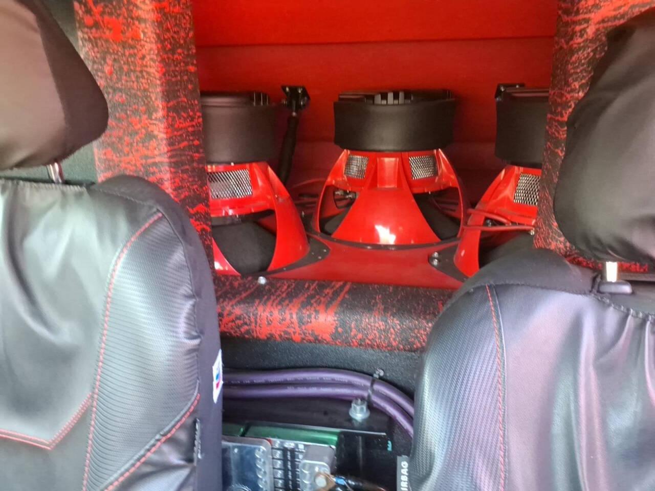 Scion tC 2dr HB Man (Natl) 2013