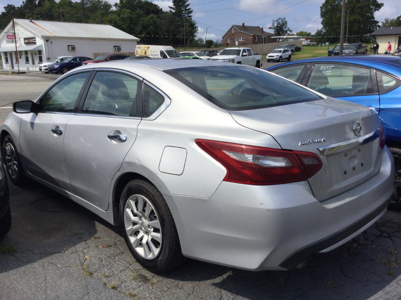 Nissan Altima  2018