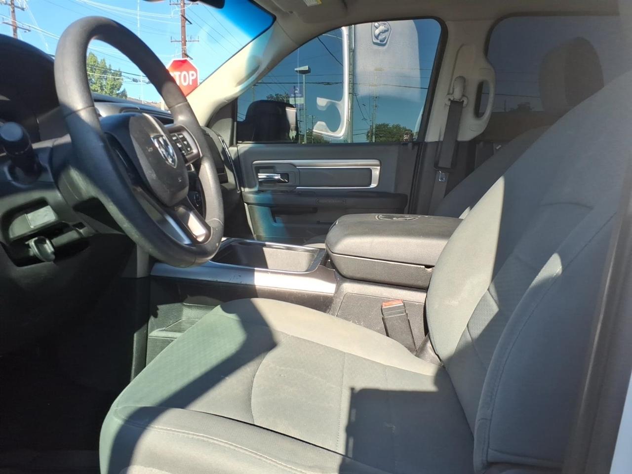 RAM 1500 Classic  2023