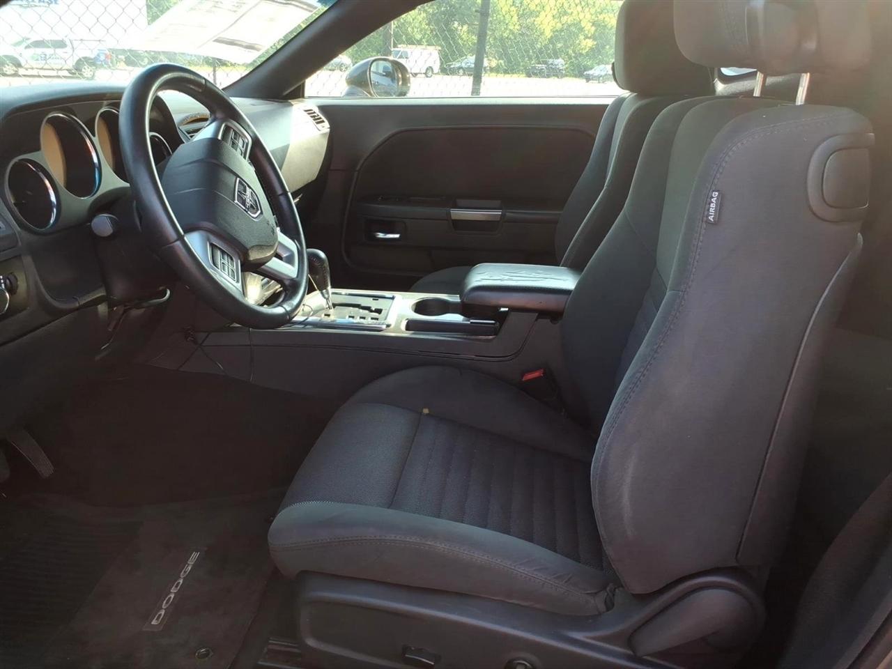 Dodge Challenger  2014