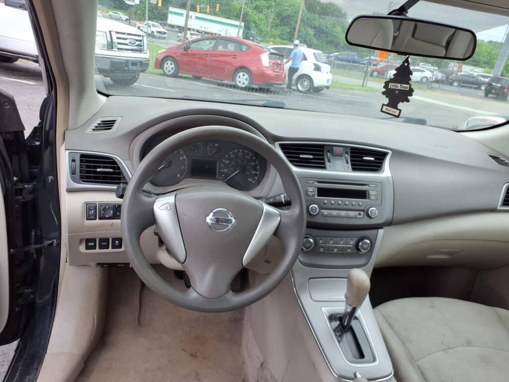 Nissan Sentra  2013