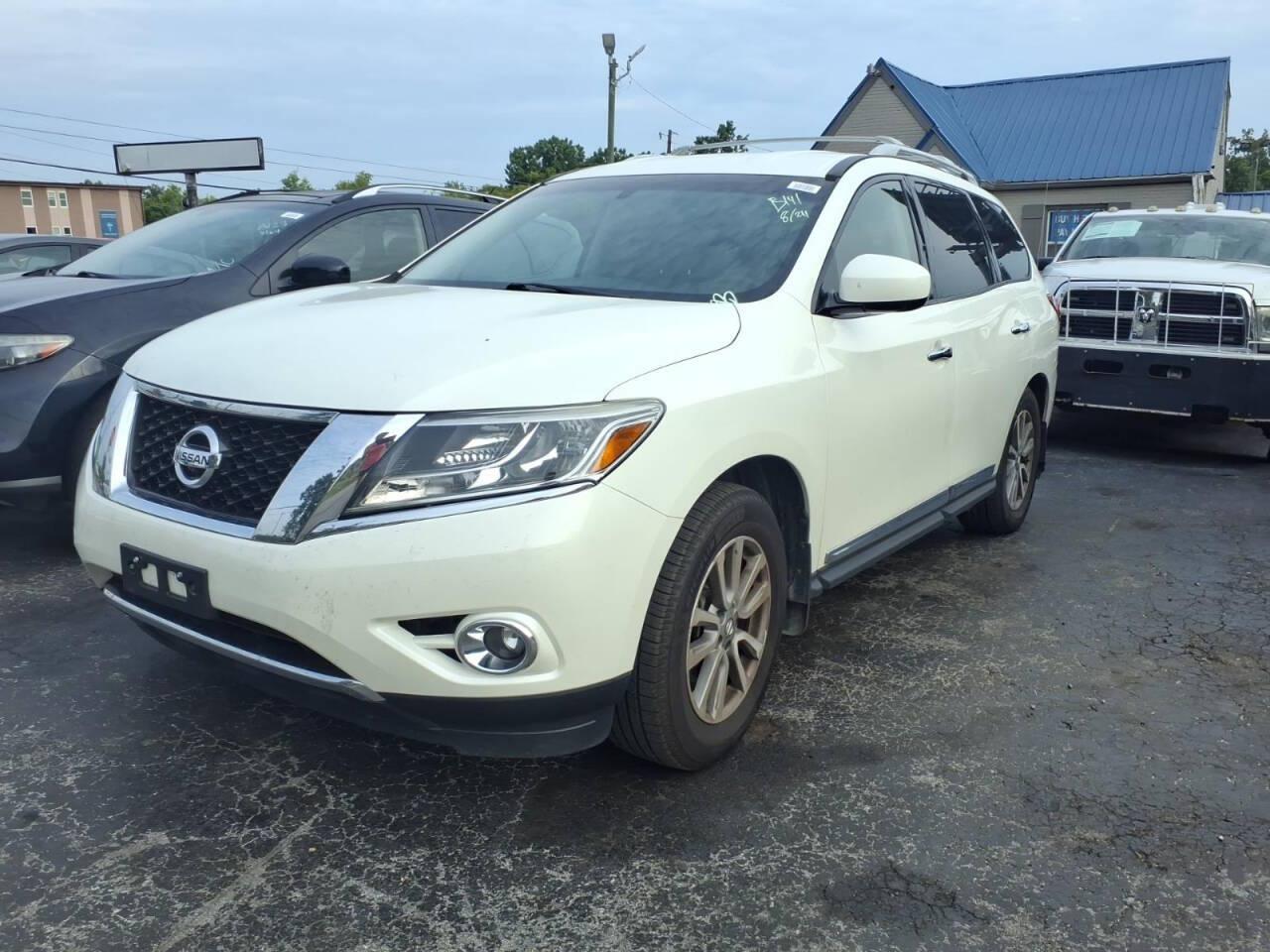 Nissan Pathfinder 4WD 4dr SL 2015