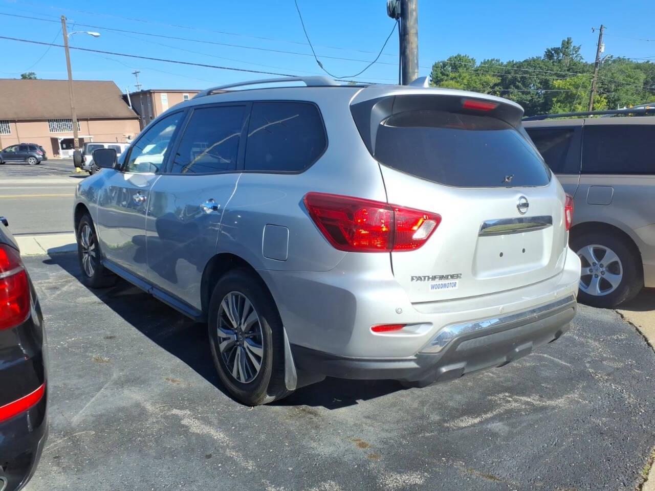 Nissan Pathfinder FWD S 2019