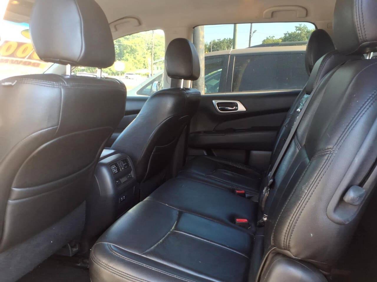 Nissan Pathfinder FWD S 2019