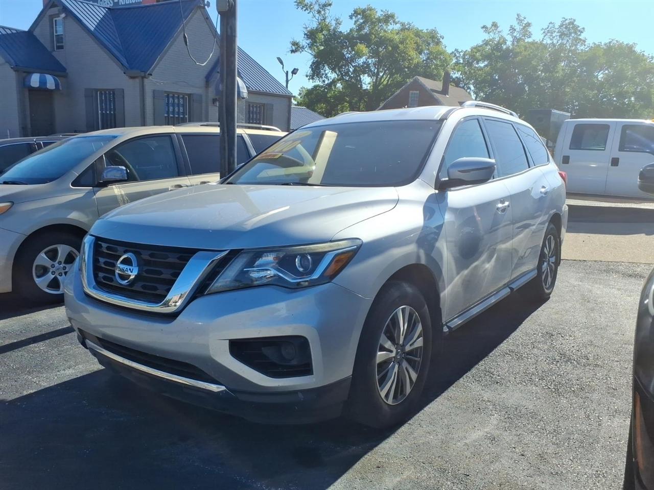 Nissan Pathfinder  2019