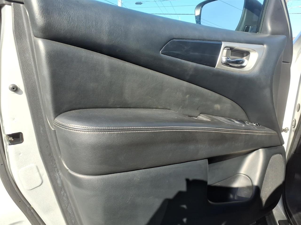 Nissan Pathfinder  2019