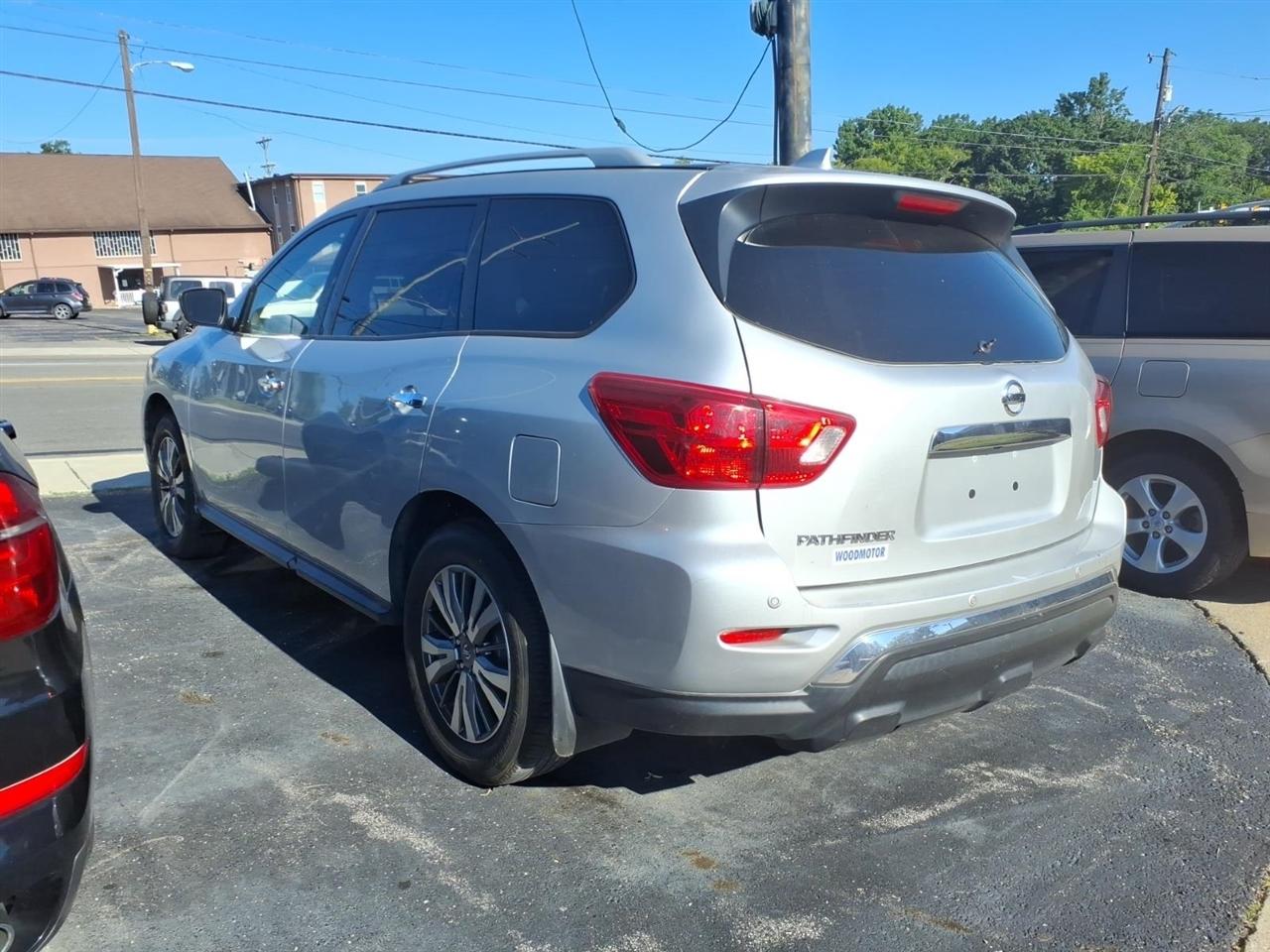 Nissan Pathfinder  2019