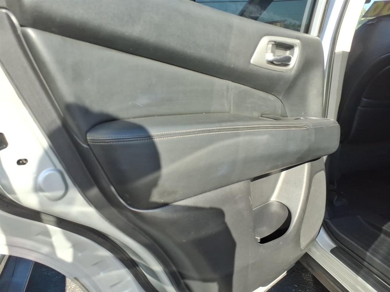 Nissan Pathfinder  2019