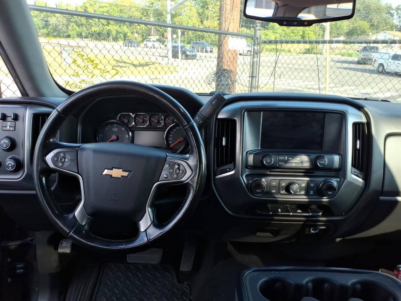 Chevrolet Silverado 1500 LD 4WD Double Cab LT w/1LT 2019