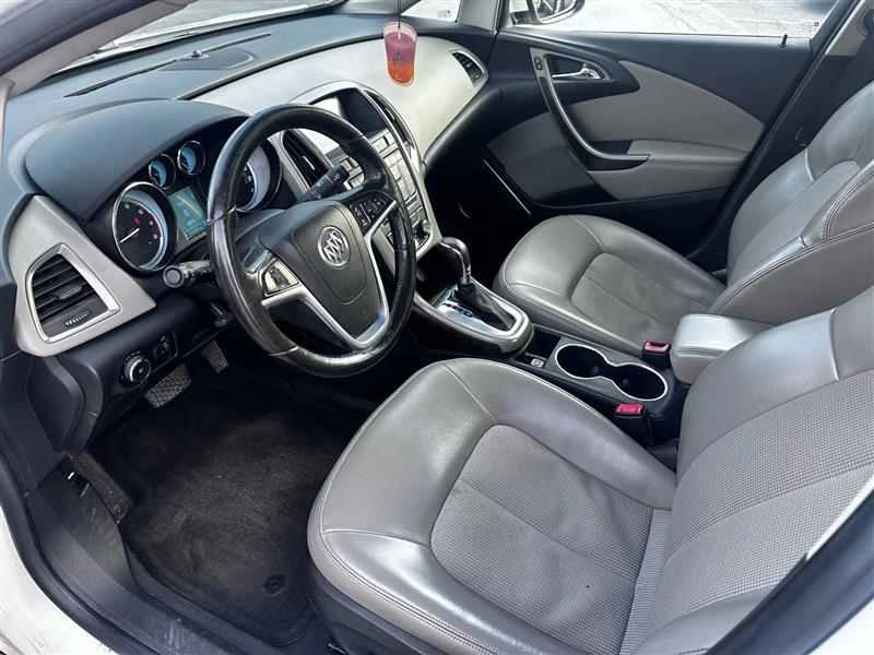 Buick Verano Convenience 2012
