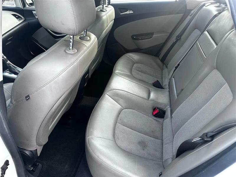 Buick Verano Convenience 2012