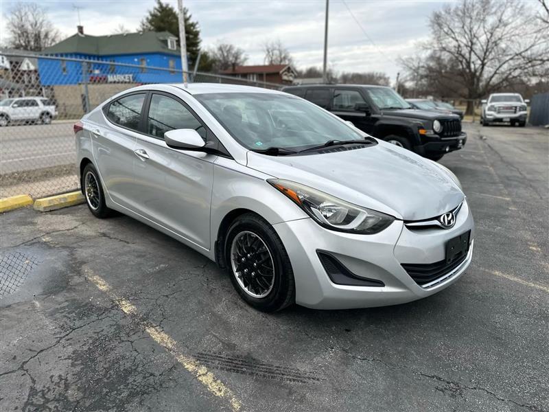 Hyundai Elantra  2016